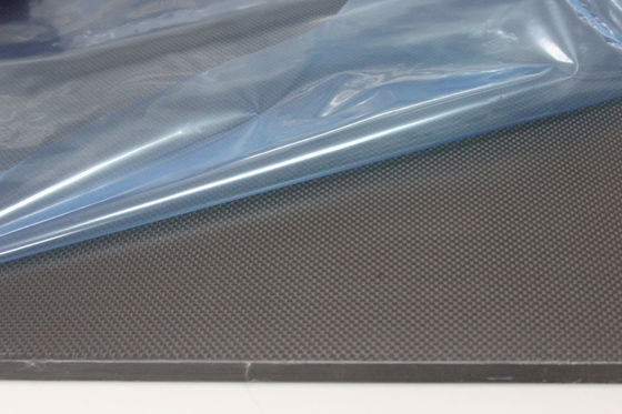 ใบ CFRP ผนังใยคาร์บอนสีดํากระจ่าง 3mm 200x300mm