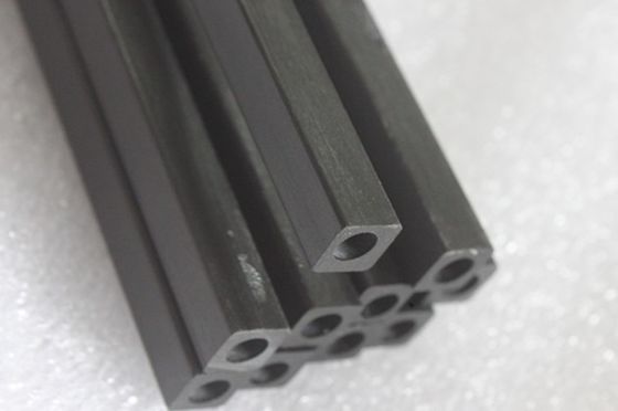 10MM 20mm สายสี่เหลี่ยมใยคาร์บอนกลมภายใน Frt
