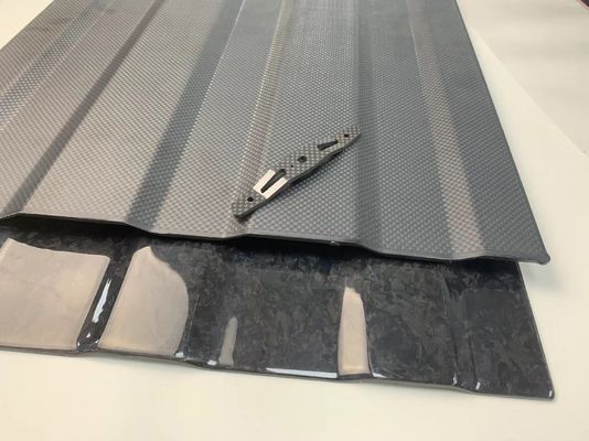 รีลประมง สายใยคาร์บอนโปรไฟล์ต่ําน้ําเกลือ CNC การแปรรูปแผ่นสายใยคาร์บอน